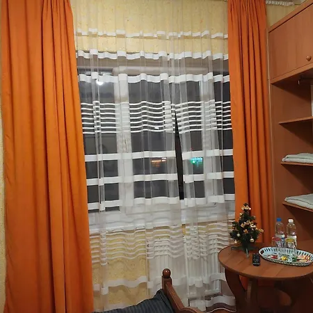 Pensión маковиця